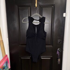 Jantzen Black Sleeveless Bodysuit
